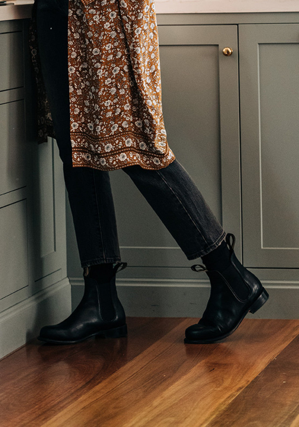 Women's Heritage #153 - Image 12